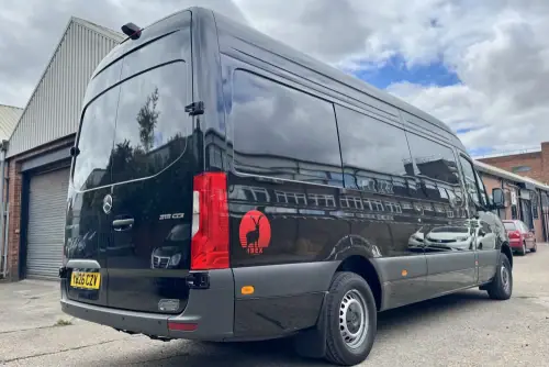 8 or 9-Seat LWB VIP Splitter