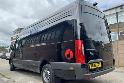 8 or 9-Seat LWB VIP Splitter